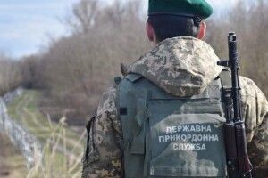 На Волині оштрафували прикордонника, який вирішив відпочити під час чергування