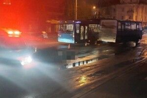 У центрі Рівного маршрутка на смерть переїхала чоловіка (Відео)