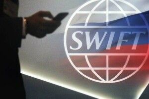 Угорщина підтримала відключення Росії від SWIFT – прем'єр-міністр Польщі