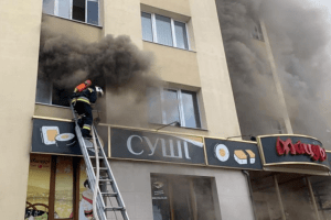 Квартира у Рівному загорілася через електронну сигарету