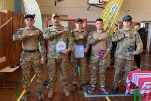 Визначили, хто з учнів і студентів на Волині найкраще керує безпілотниками