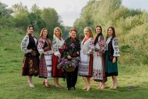 Відома збирачка національного одягу з Нововолинська презентувала новий проєкт