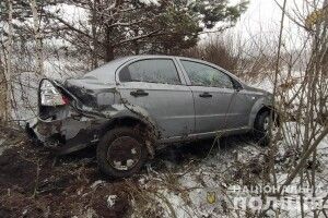 19-річний лучанин на Chevrolet злетів з дороги (Фото) 