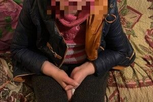 На Львівщині подружжя впіймало у своєму помешканні злодійку 