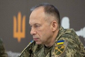Сирський заборонив скупчення військових та техніки у навчальних центрах