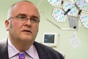Для чого він розписувався на людській печінці?