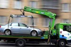 Нові правила паркування: в Україні дозволили фотофіксацію порушень та евакуацію авто