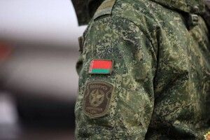 Білорусь провела чергову ротацію військ на кордоні з Україною