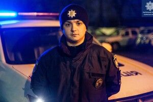 У Луцьку патрульний голими руками затримав водія-алконавта, який збив електроопору на Рівненській