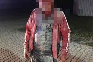 Бив вогнегасником: на Волині злодій напав на чоловіка (Фото)