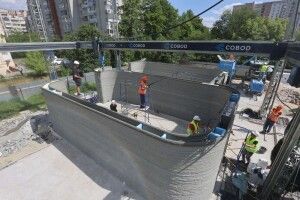 В Україні вперше у Європі будують школу будівельним 3D-принтером (Відео)