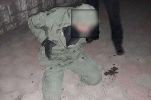 Прибули на бійку, а виявили чоловіка в розшуку