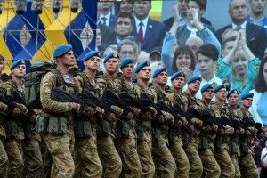 «Слава Україні» стане офіційним військовим вітанням 