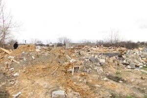 «Тіла дорослих знайшли біля будинку, а внучат – у полі»: окупанти вбили всіх рідних українця
