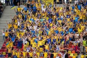 Футбольним фанатам дарують квитки на матч УПЛ за вакцинацію