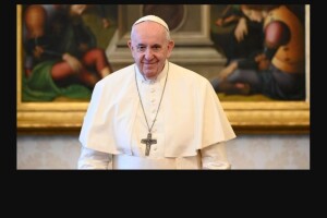 Папа Франциск заповів гроші на карети швидкої допомоги для України