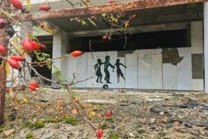 Чорнобиль на Різдво подарував українцям весняну аномалію: повилазили котики