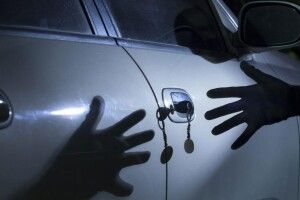 У Маневичах 17-річний хлопець вкрав автомобіль