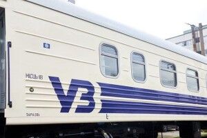 Кидали каміння – невідомі травмували машиніста електротяга під час руху