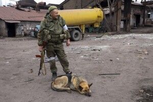 Окупанти на Запоріжжі перетворили училище на в’язницю, а курник — на крематорій