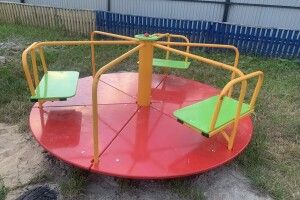 Біля озера Люцимер на Волині з'явилась нова локація для дитячих розваг
