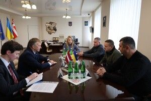 «Підтримка до перемоги»: на Волині побував посол Латвії 