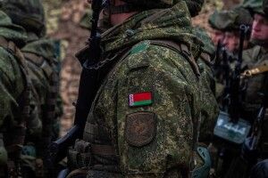 Шість батальйонів білоруських військ ведуть розвідку біля кордонів з Україною і Польщею 
