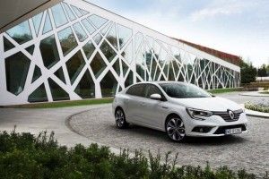 У серпні суттєво зросла кількість зареєстрованих нових автівок