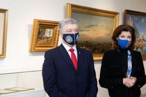 Арешт картин Порошенка скасували як незаконний