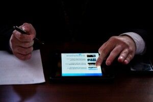 Молитви і чати зі священиками: ПЦУ оновила мобільний додаток