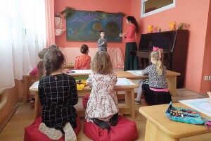 Як навчаються перші учні вальдорфської школи в Луцьку