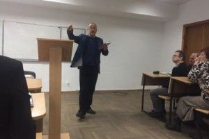 На факультеті філології та журналістики луцького вишу говорили про траву і надію