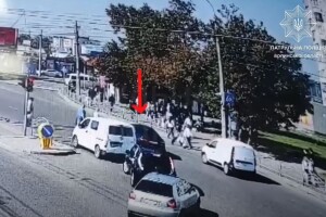В обласному центрі Волині водій на пішоходному переході здійснив наїзд на пішохода та втік із місця ДТП