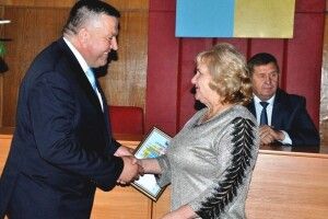 Камінь-каширські освітяни отримали почесні нагороди