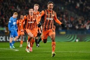 У важкому матчі на очах в Ахметова бразильці «Шахтаря» розгромили голландців