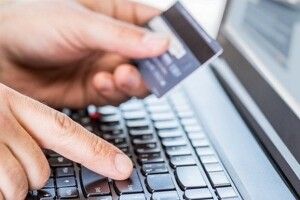 Спритний «продавець» із Волині нагрів руки на майже 200 довірливих громадянах