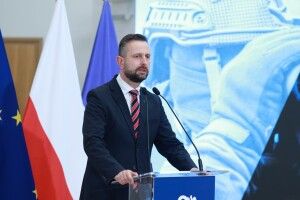 Міністр оборони Польщі: без вирішення «Волинського питання» Україна не вступить до ЄС