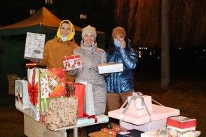 70 ковельчан отримали подарунки від таємного Санти
