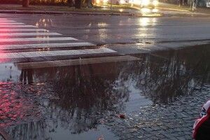 У Луцьку біля «Променя» не підтоплюватиме пішохідних переходів