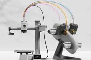 Сільська громада на Волині знову передала «миколайчики» для воїнів на передову