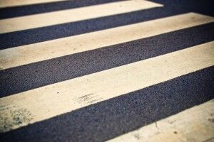 У Луцьку водій збив дитину на переході та втік