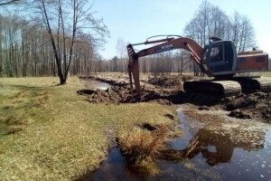 У Бихівському лісництві ремонтують дороги