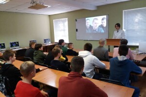 У Нововолинську прокурор прочитала лекцію студентам