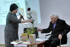 «Якщо є сув’язь поколінь,  то держава – незнищенна». Нова книга видатного волинянина