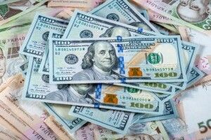 Найбільше грошей в Україні витрачають туристи з ОАЕ