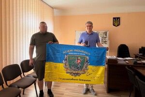 Медзаклад на Волині отримав військову нагороду від захисників