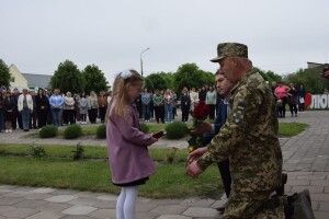 На Волині у День Героїв рідним вручили посмертні нагороди полеглих захисників