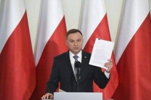 Дуда назвав Смоленську катастрофу та агресію в Україні причинами складних відносин з РФ