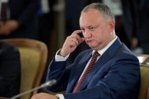 Експрезидент Молдови Додон відразу після відставки поїхав до Москви