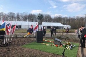 У Нідерландах відкрили пам'ятник жертвам катастрофи рейсу MH17 